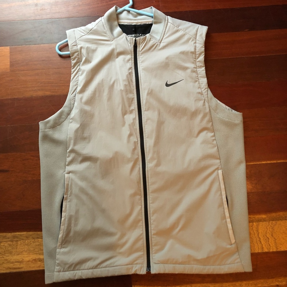 Nike vest